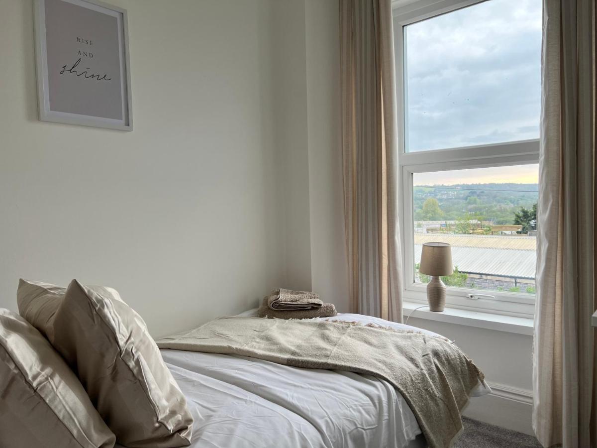 Heathcliff - 5 Bedroom House In Town Centre Tenby Exterior foto
